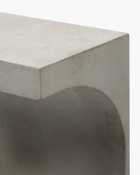 Lampada Tangent in cemento